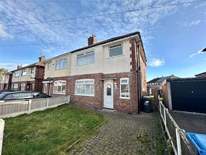 3 Bedroom Semi Detached House For Sale In Dykin Road, Widnes, Cheshire, WA8