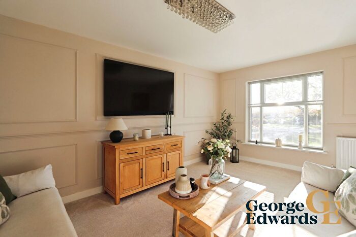 4 Bedroom Detached House For Sale In Fernlea Drive, Linton, Swadlincote, Qr., DE12