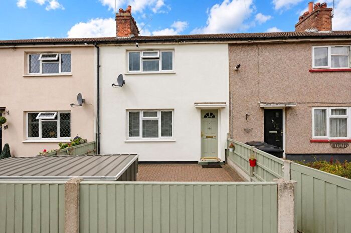 3 Bedroom Terraced House For Sale In Quebec Road, Tilbury, RM18