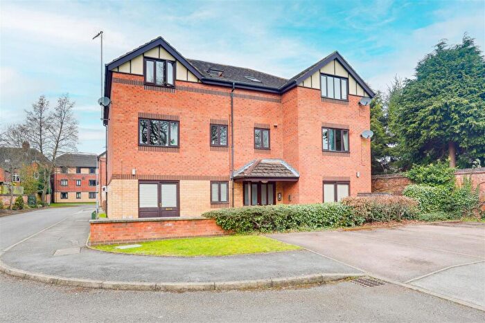 2 Bedroom Apartment To Rent In Egerton Court, Black Swan Close, Woodthorpe, Nottinghamshire, NG5