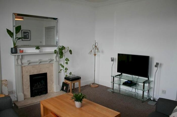 2 Bedroom Flat To Rent In Abbotsford Street, Dundee, DD2