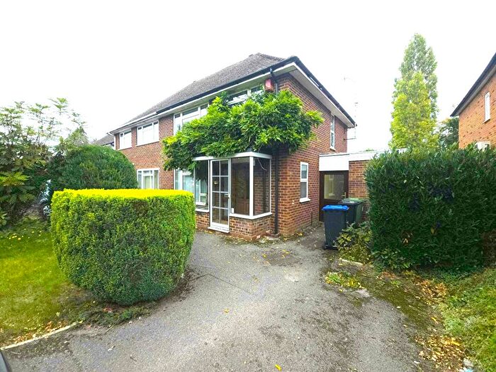 3 Bedroom Semi-Detached House To Rent In Holtspur Top Lane, Beaconsfield, HP9