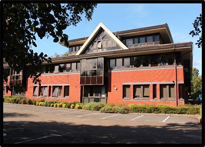 1 Bedroom Flat To Rent In Catteshall Lane, Godalming, GU7