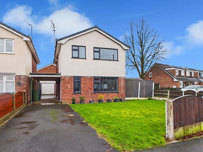 3 Bedroom Detached House For Sale In Siskin Road, Stockport, Cheshire, SK2