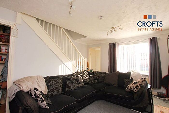 2 Bedroom Semi-Detached House For Sale In Sunningdale Drive, Immingham, DN40