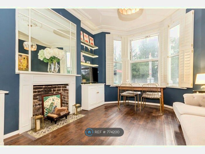 1 Bedroom Flat To Rent In Fulham Palace Road, London, SW6