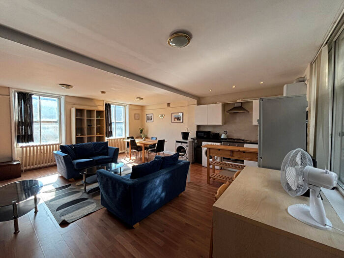 1 Bedroom Apartment To Rent In Mosley Street, Newcastle, NE1