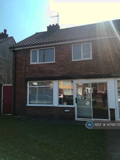 3 Bedroom End Of Terrace House To Rent In Brownmoor Lane, Liverpool, L23