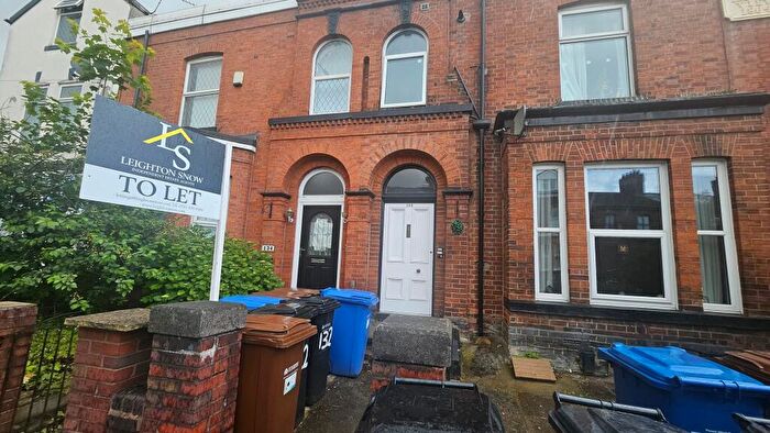 Studio To Rent In Shaw Heath, Stockport, SK2