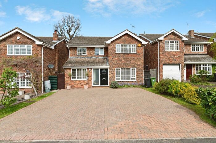 4 Bedroom Detached House For Sale In The Copse, Billericay, Essex, CM12