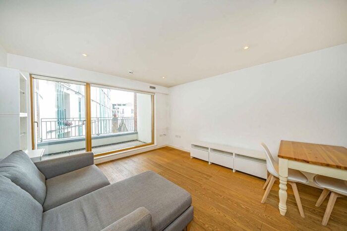 1 Bedroom Flat For Sale In Hardwicks Square, Wandsworth, SW18