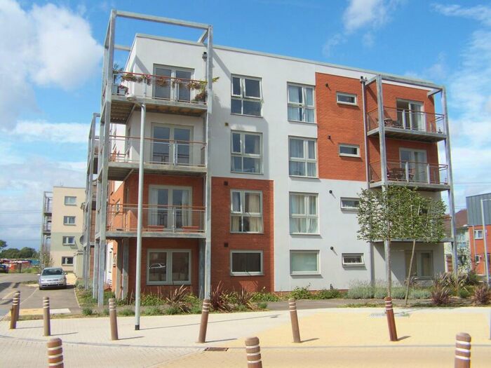 2 Bedroom Flat To Rent In Hyde Grove, Dartford, DA1