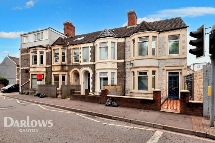 3 Bedroom End Of Terrace House For Sale In Leckwith Road, Cardiff, CF11