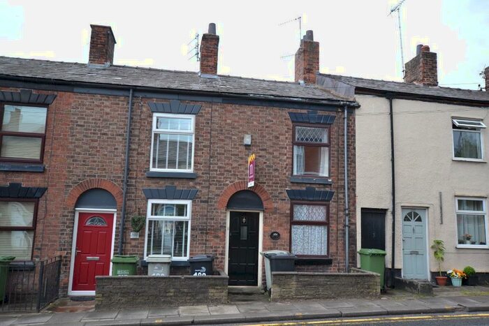 2 Bedroom Terraced House To Rent In Park Lane, Macclesfield, SK11