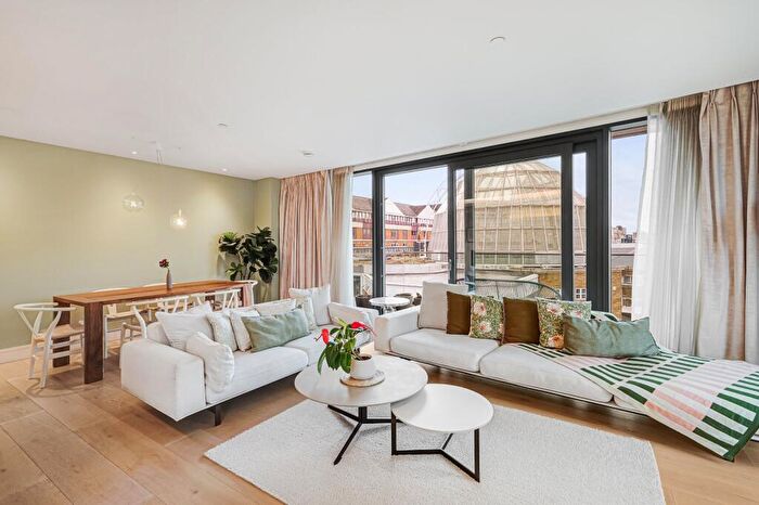 3 Bedroom Flat To Rent In Lighterman Towers, Harbour Avenue, SW10