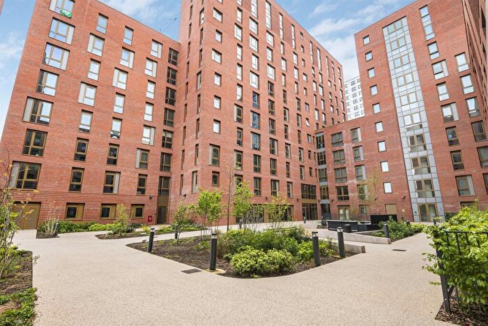 1 Bedroom Apartment To Rent In Domain, Weldale Street, Reading, RG1