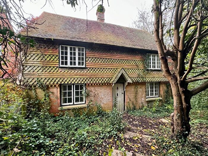 Detached House For Sale In Walters Farmhouse, High Street, Brenchley, Tonbridge, Kent, TN12