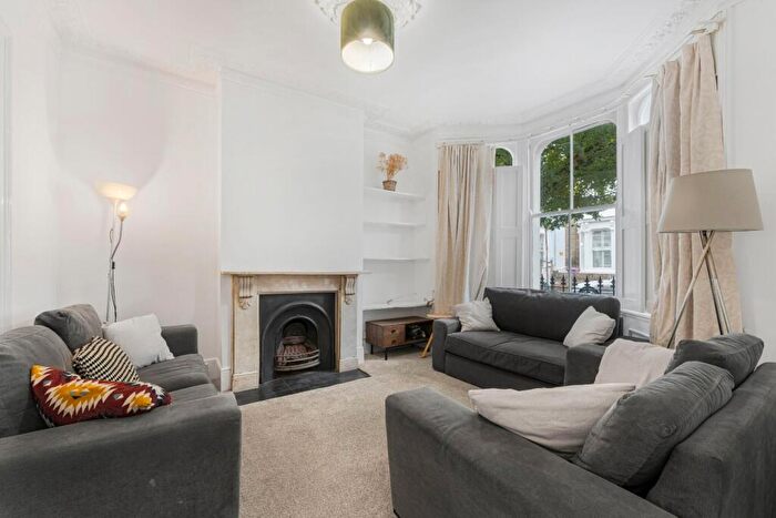 4 Bedroom Terraced House To Rent In Lyal Road, London, E3