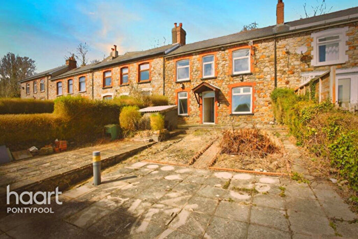3 Bedroom Terraced House For Sale In Waterloo Road, Pontypool, NP4