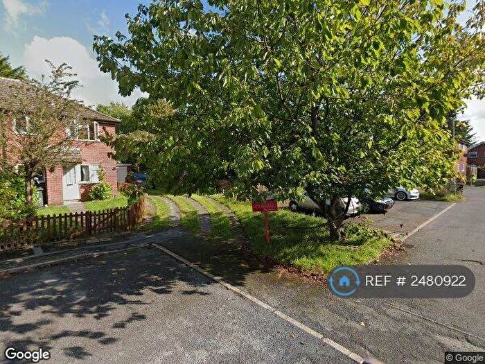 Studio To Rent In Longhurst Close, Leicester, LE4