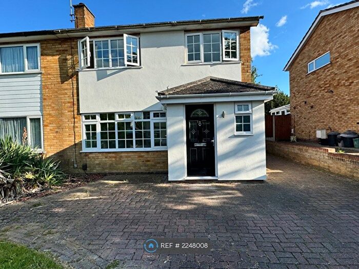4 Bedroom Semi-Detached House To Rent In Colchester, Colchester, CO4