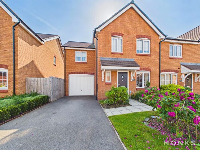 3 Bedroom End Terrace House For Sale In Bufton Close, Copthorne. Shrewsbury, SY3