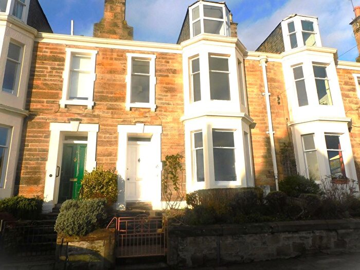 5 Bedroom Town House To Rent In Camphill Road, Dundee, DD5
