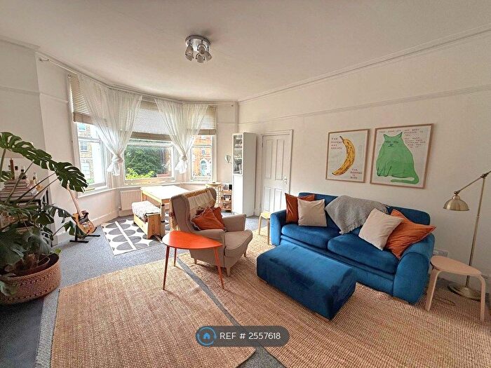 2 Bedroom Flat To Rent In Anerley Park, London, SE20