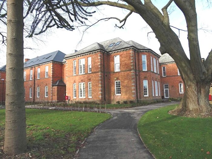 2 Bedroom Apartment To Rent In Longley Road, Chichester, PO19