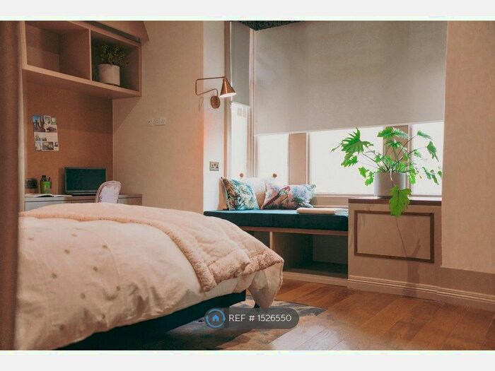 4 Bedroom Flat To Rent In Lincoln, Lincoln, LN1