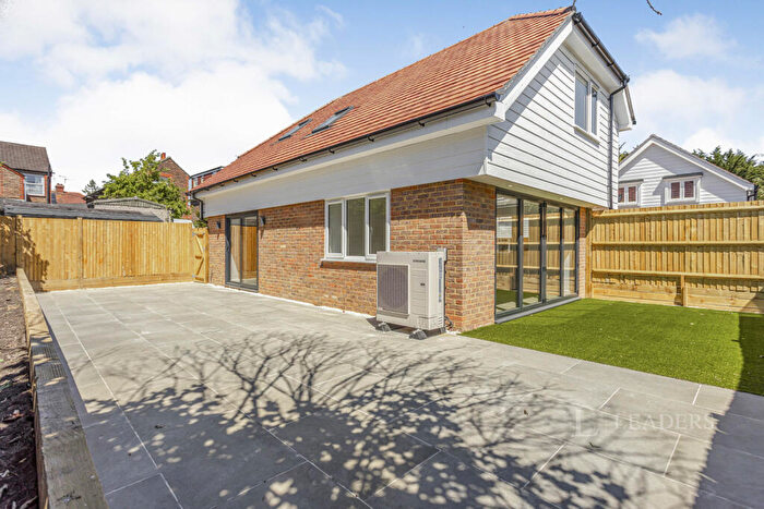 3 Bedroom Detached House To Rent In Queens Road, Haywards Heath, West Sussex, RH16