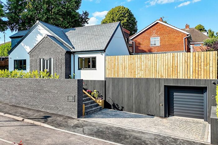 3 Bedroom Detached House For Sale In Kenrick Road, Nottingham, NG3