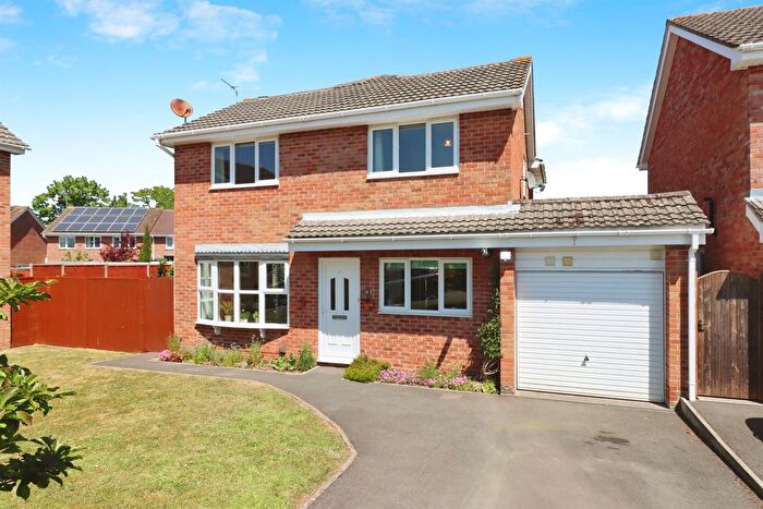 4 Bedroom Detached House For Sale In Pullin Court, Bristol, BS30