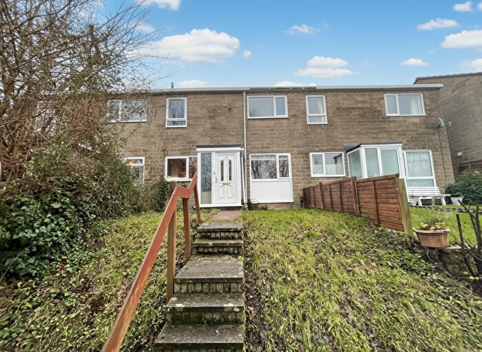 2 Bedroom Terraced House For Sale In Cheltenham Close, Exwick, EX4