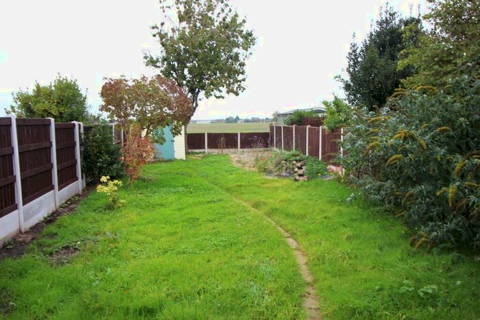 2 Bedroom Bungalow To Rent In Bescar Brow Lane, Ormskirk, L40