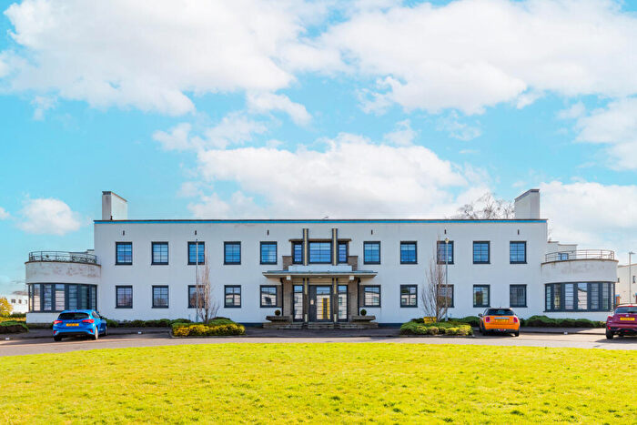 2 Bedroom Flat For Sale In Tait Circle, Paisley, PA2