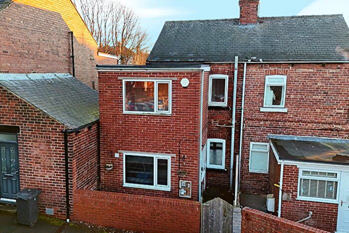 2 Bedroom Semi-Detached House For Sale In Bow Street, Cudworth, Barnsley, S72