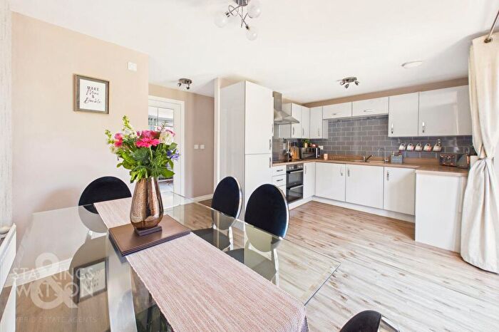 3 Bedroom Semi-Detached House For Sale In Jermyn Way, Tharston, Norwich, NR15
