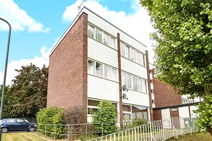 1 Bedroom Apartment For Sale In Polebrook Road, London, SE3
