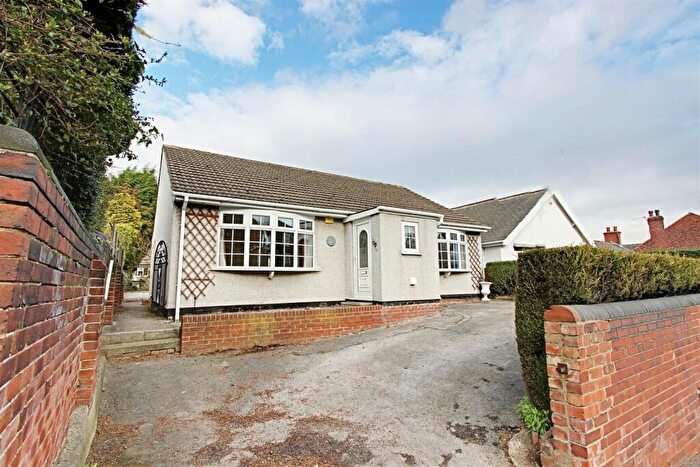 2 Bedroom Detached Bungalow For Sale In Ringwood Road, Brimington, Chesterfield, Derbyshire, S43