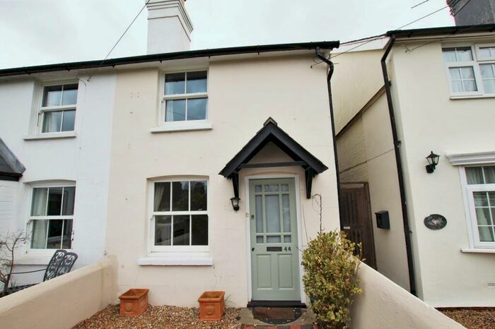 2 Bedroom Terraced House To Rent In Kings Road, Shalford, Guildford, GU4