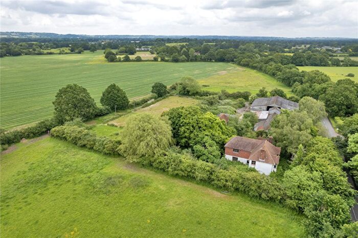 4 Bedroom Detached House For Sale In Lenham Road, Headcorn, Ashford, Kent, TN27