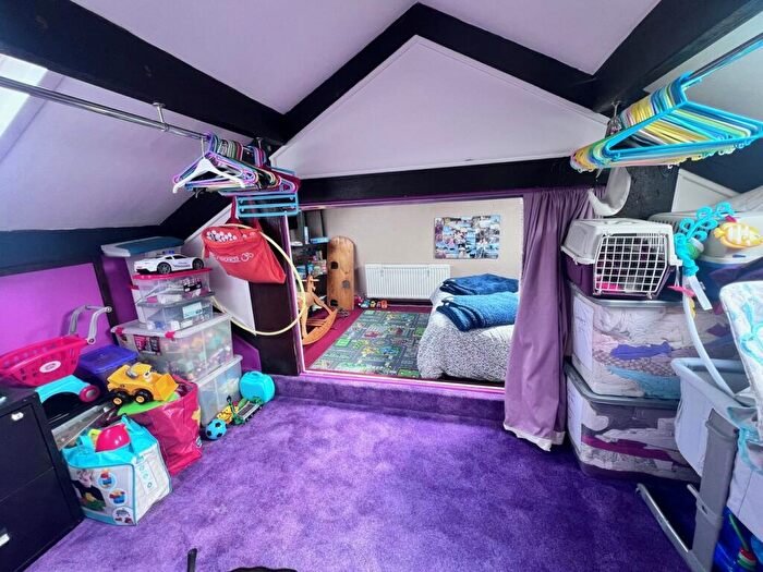 3 Bedroom Terraced House For Sale In Leymoor Road, Golcar, Huddersfield, HD7