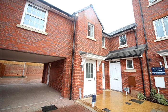 3 Bedroom Terraced House To Rent In Raven Close, Castle Hill, Ebbsfleet Valley, Swanscombe, DA10