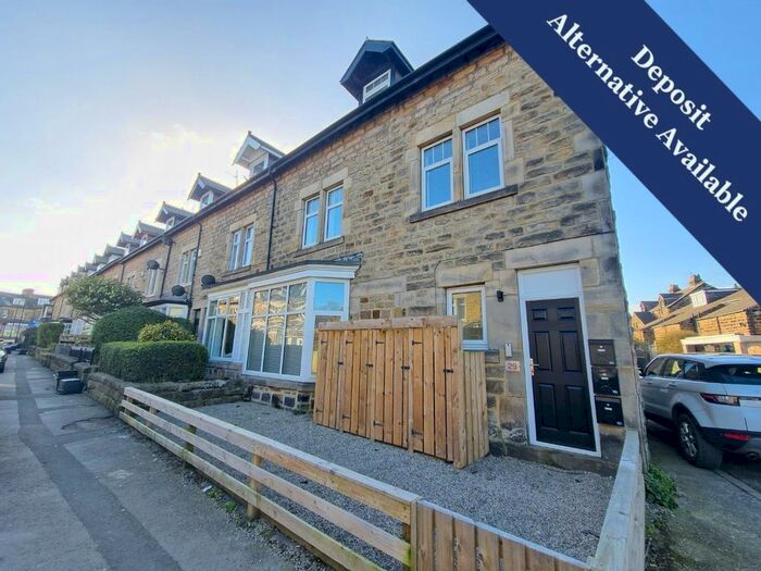 2 Bedroom Flat To Rent In Grange Avenue, Harrogate, HG1