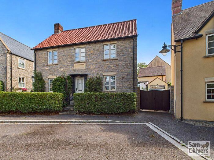 4 Bedroom Detached House For Sale In Bluebell Rise, Midsomer Norton, BA3