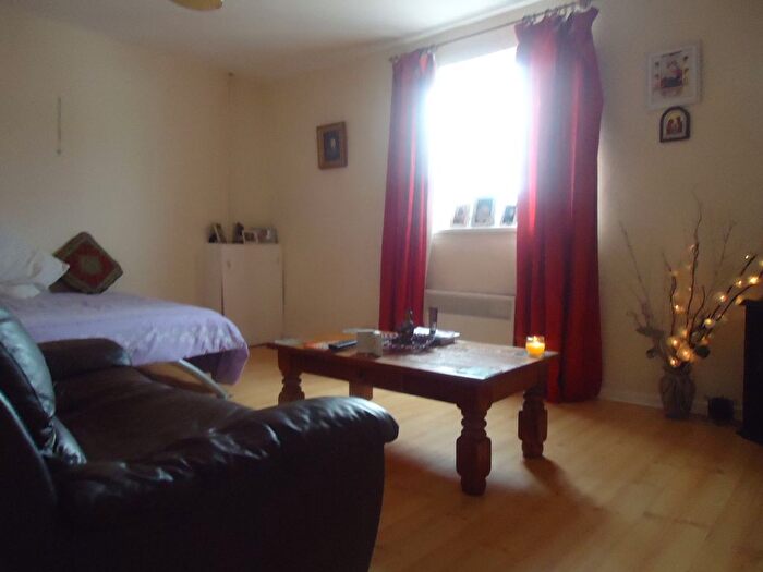 1 Bedroom Flat To Rent In Castle Street, Stockport, SK3