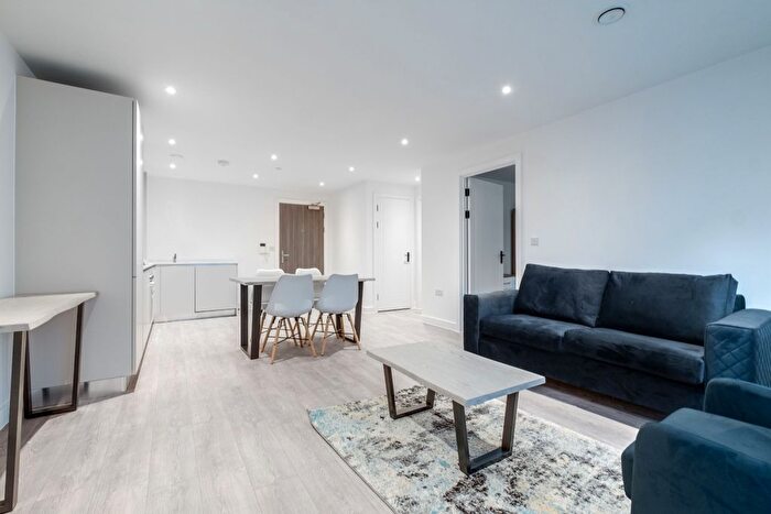 1 Bedroom Flat To Rent In The Burj, Digbeth, Birmingham, B12