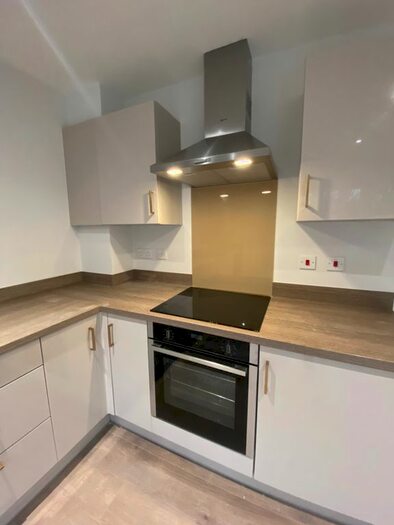 3 Bedroom Semi-Detached House To Rent In Ella Drive, Goole, DN14