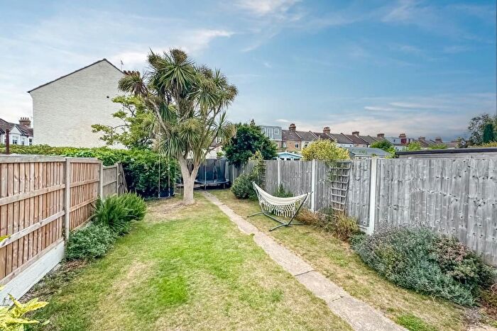4 Bedroom Terraced House For Sale In Kensington Road, Southend-On-Sea, SS1